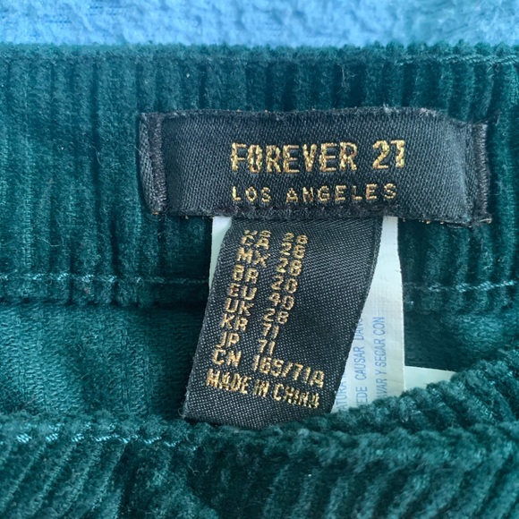 Corduroy skirt 🍃 - Picture 2 of 4